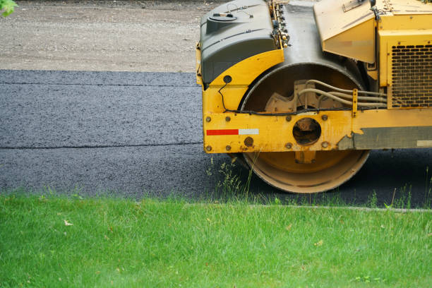 Best Driveway Pavers Contractor  in Tappan, NY